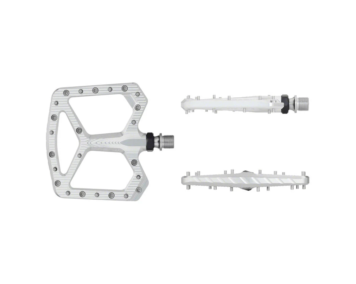 Wolf Tooth Components Ripsaw Platform Pedals (Silver) - view 5